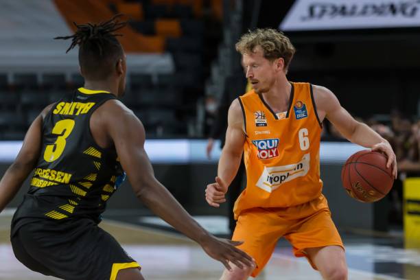 社媒口径各 社媒口径各